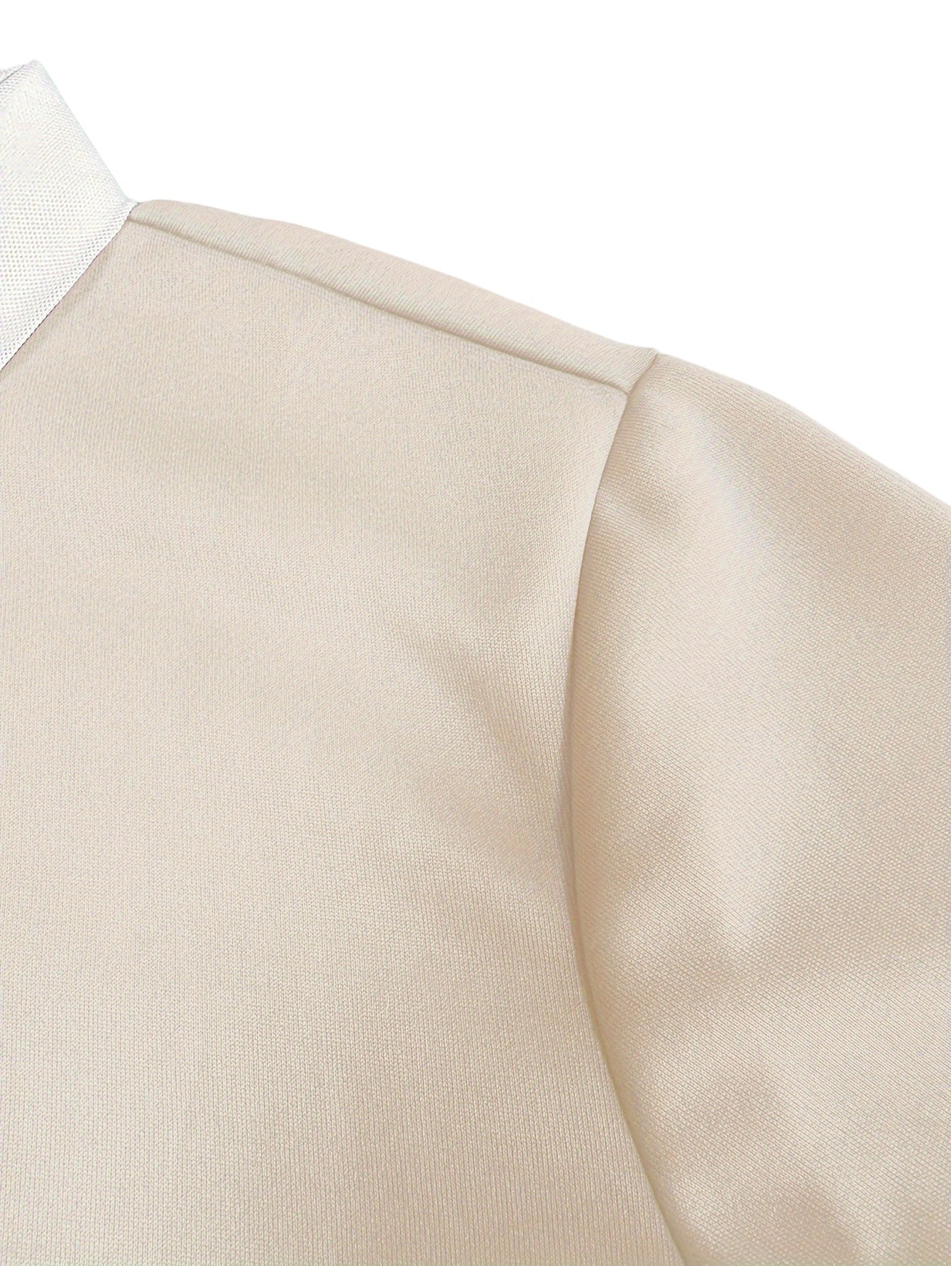 Breslin | Men’s Classic Contrast-Collar Long Sleeves Polo Shirt — Smart, Warm & Timeless